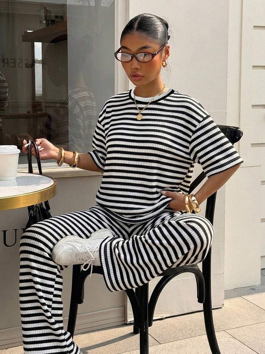 dark and white striped knit casual trousers