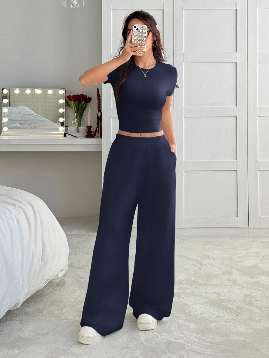 loose navy blue casual sweatpants