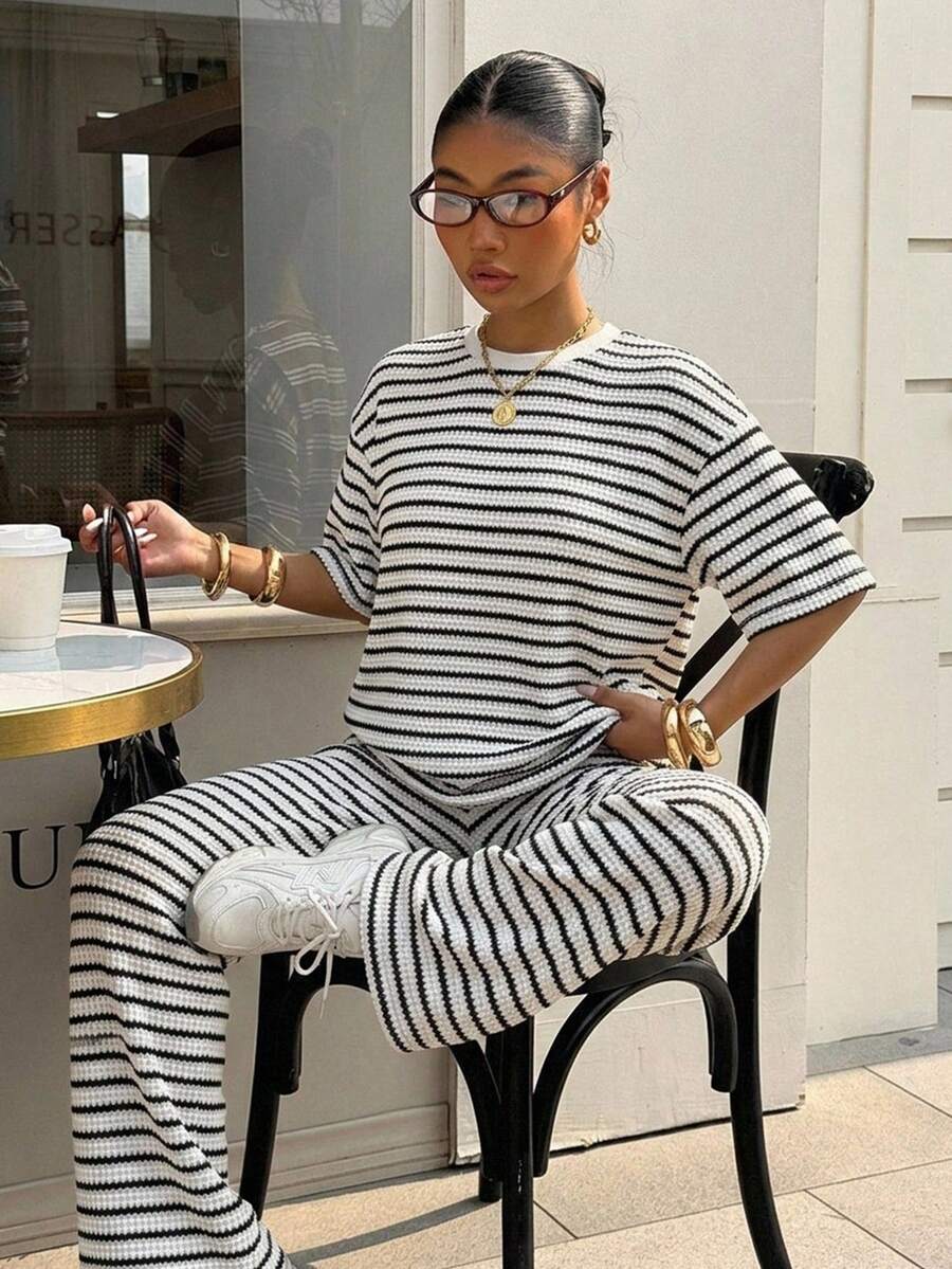 monochrome striped knit casual trousers