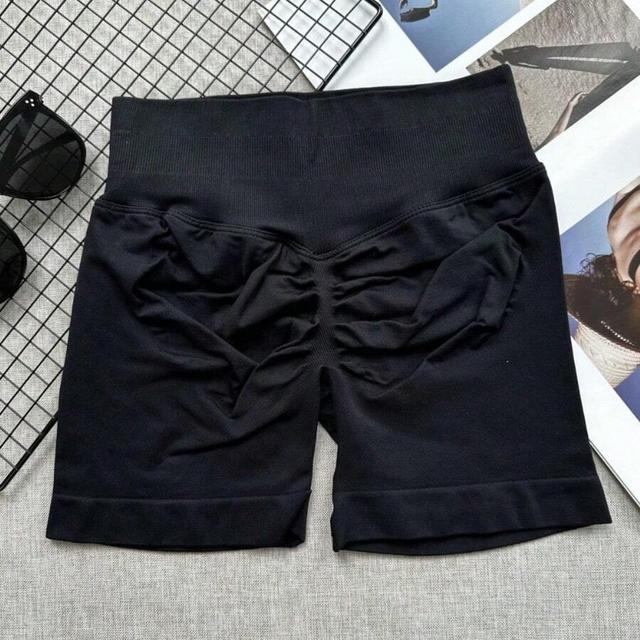 black high waist seamless butt-lifting yoga shorts