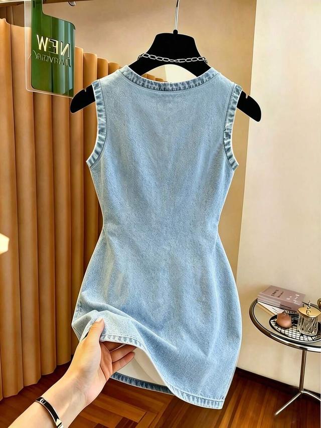light wash denim sleeveless fitted mini dress
