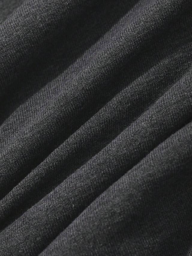 black v-neck fitted pleated short sleeve t-shirt