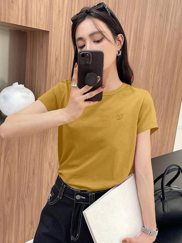 dazy casual loose solid color embroidered heart t-shirt