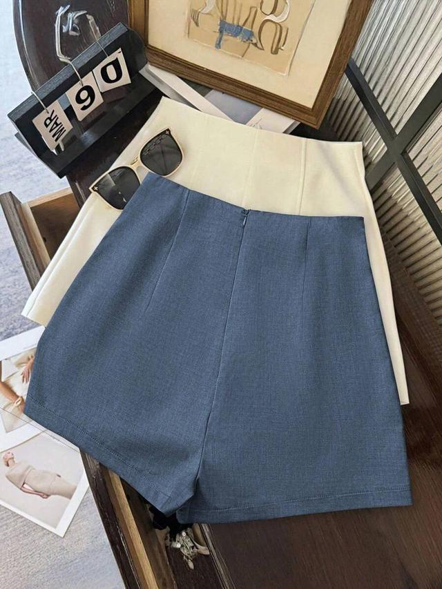 off-white high waist minimalist vintage retro shorts