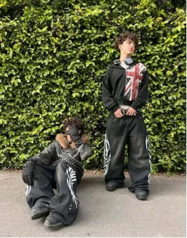 black polyester zip-up hoodie with union jack print