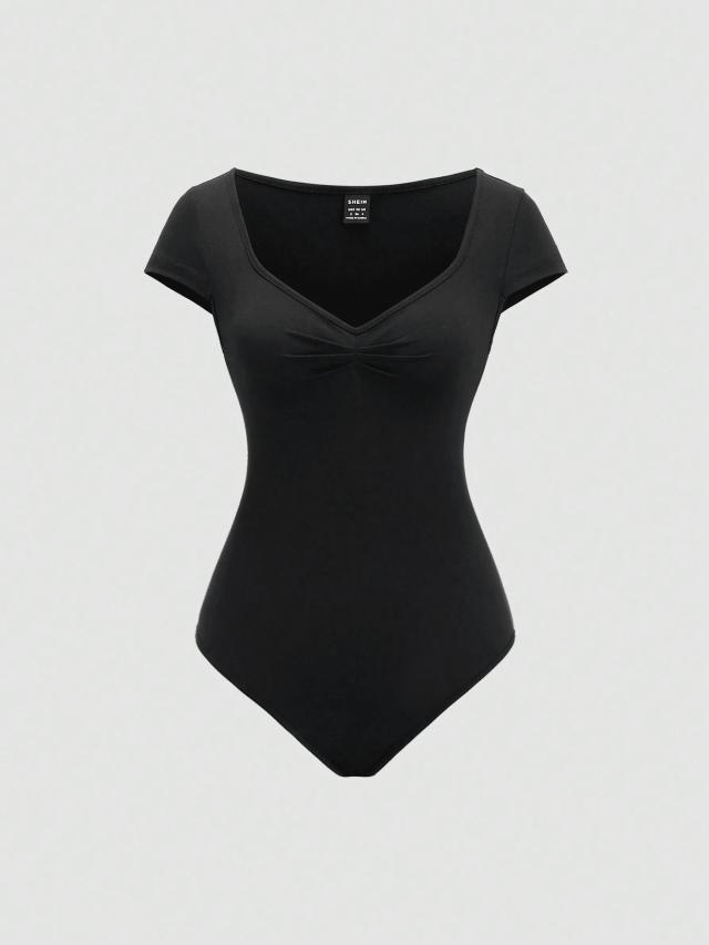 black short sleeve sweetheart neck bodysuit set