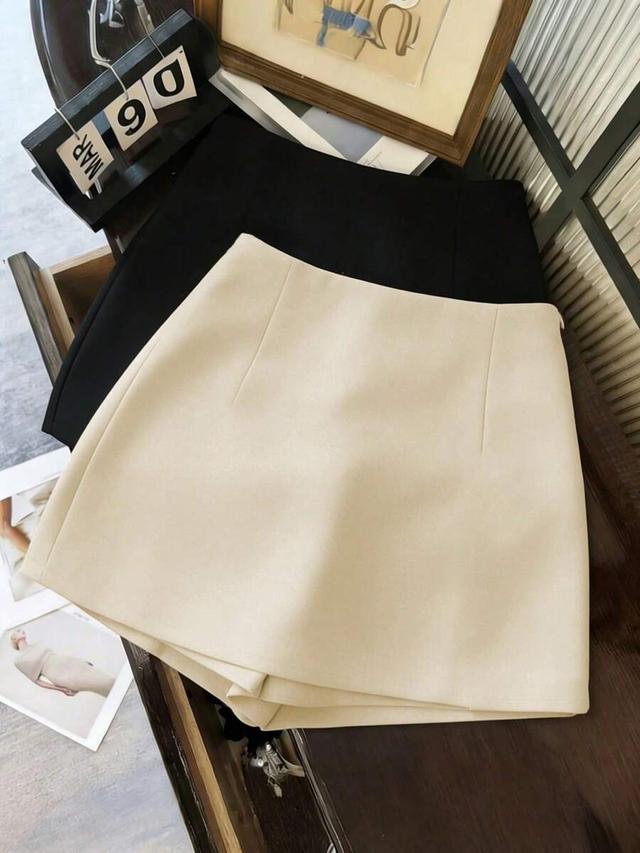 black high waist tailored skort