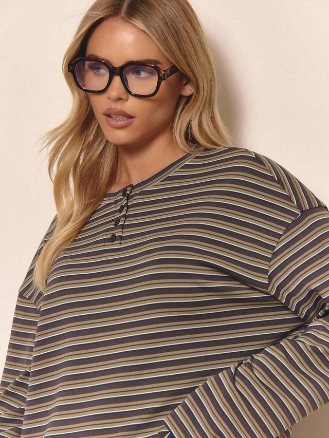 musera stripe drop shoulder oversized button neck top