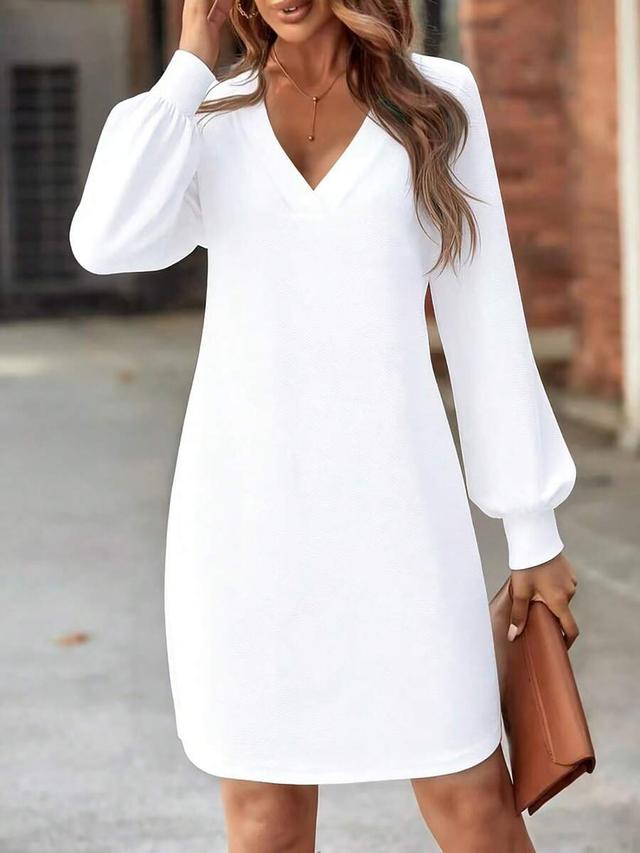black v-neck lantern sleeve casual dress