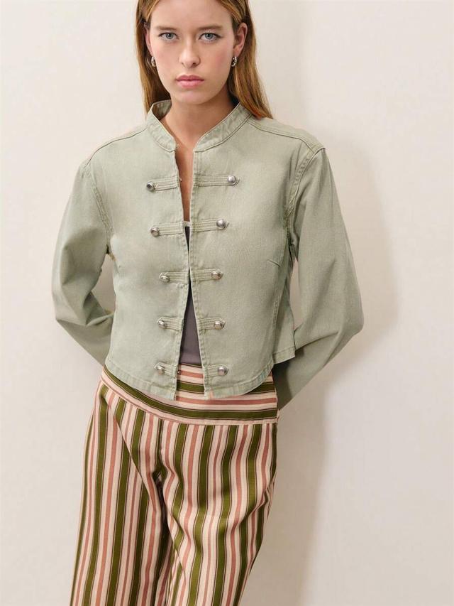 nöista light olive green military-style cropped jacket