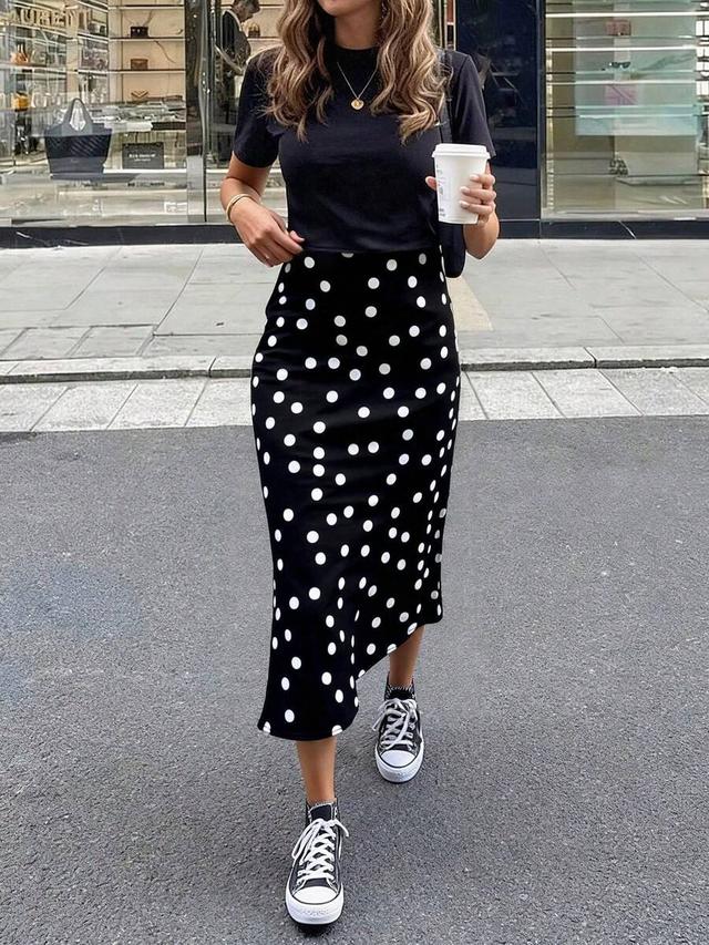 polka dot midi skirt in black and white