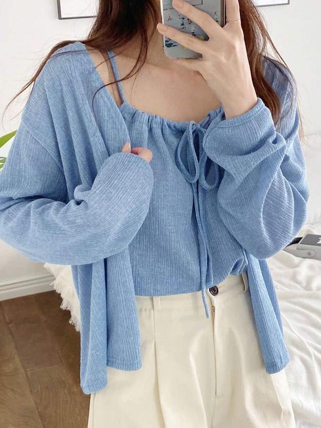 blue ribbed long sleeve top and camisole set