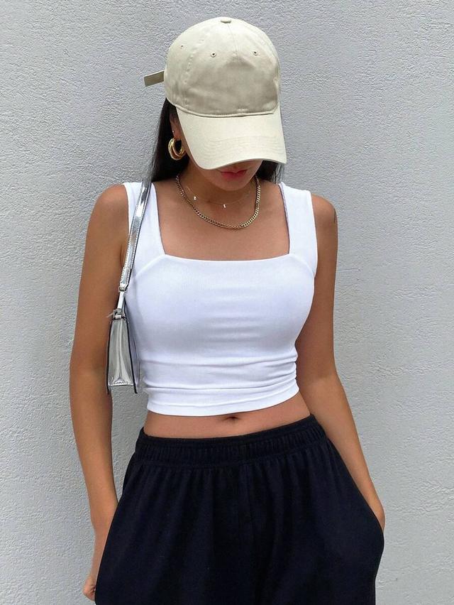 dazy star solid white crop tank top