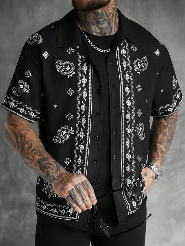 men's black and white paisley print short sleeve shirt