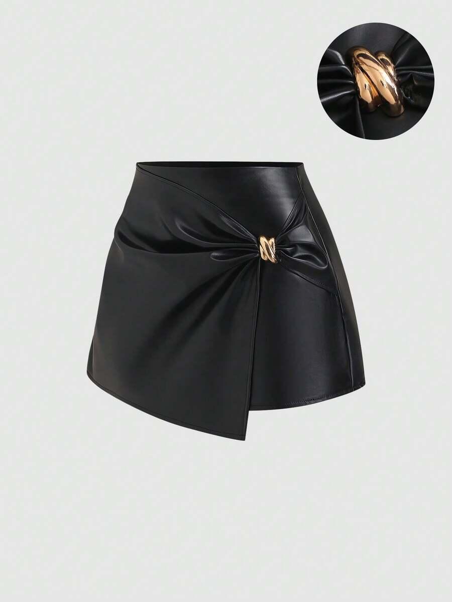 black faux leather pleated mini skirt with metal buckle