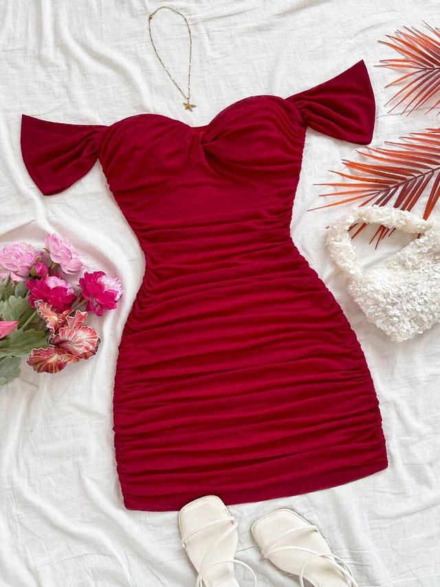 red off-shoulder ruched mesh bodycon dress