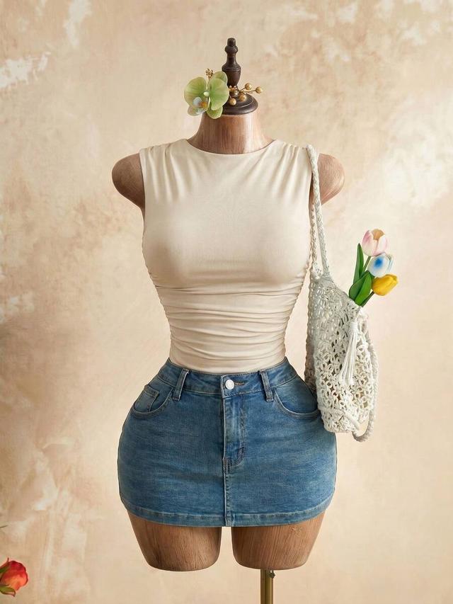 solid color crew neck pleated fitted camisole