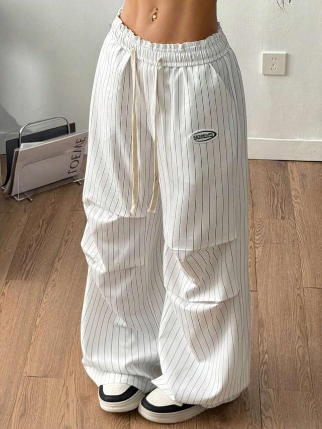 pinstriped wide leg casual streetwear trousers