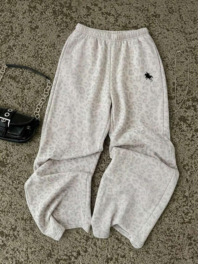 light leopard print casual minimalist sweatpants