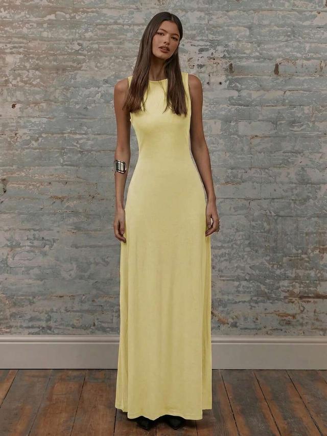 yellow round neck sleeveless maxi dress