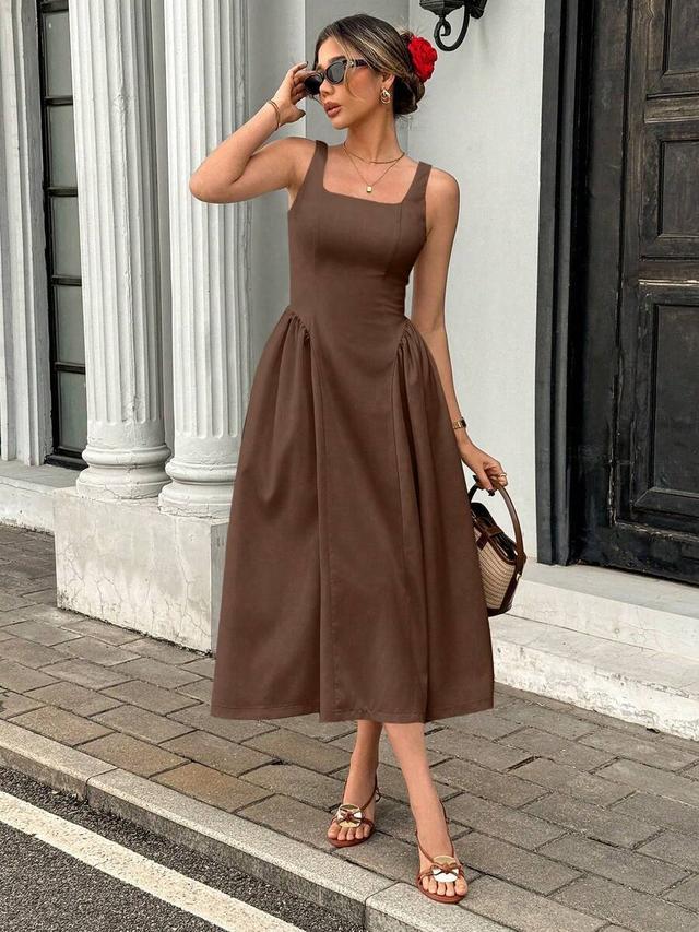brown square neck sleeveless pleated midi dress