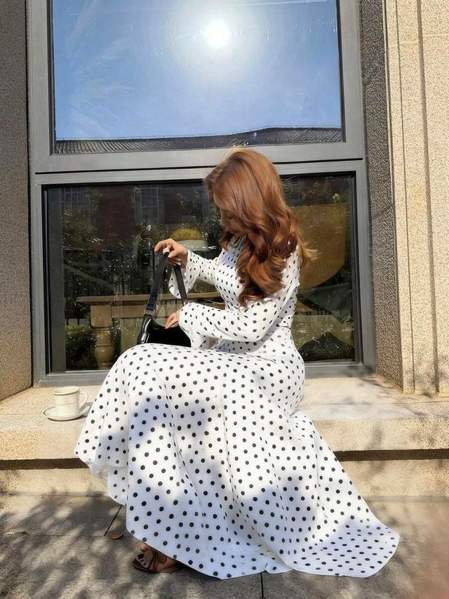 elegant round neck long sleeve polka dot ruffle dress