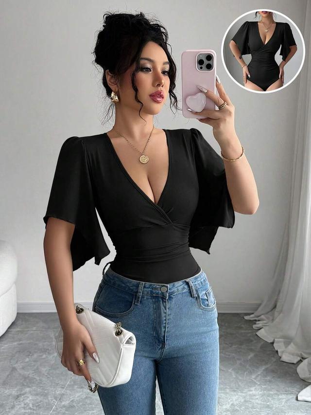 black v-neck waist gathered ruffle sleeve bodysuit