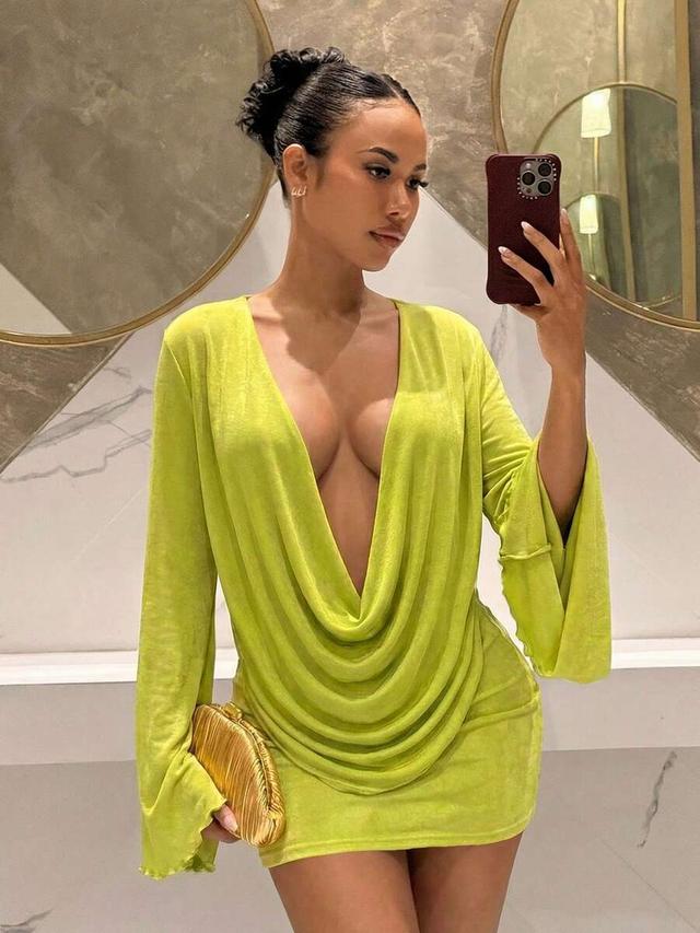 slaydiva light green mesh wave neck bell sleeve dress
