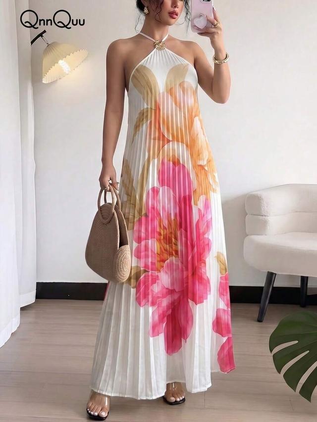 women's sleeveless metal flower decor floral print pleated dress