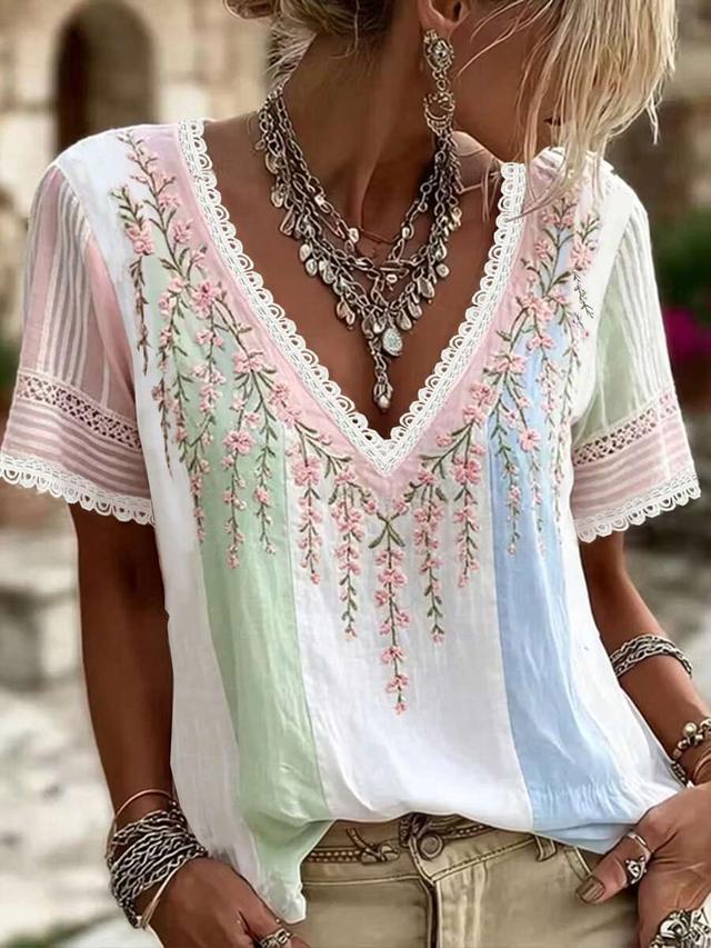 floral print v-neck top with lace patchwork detail