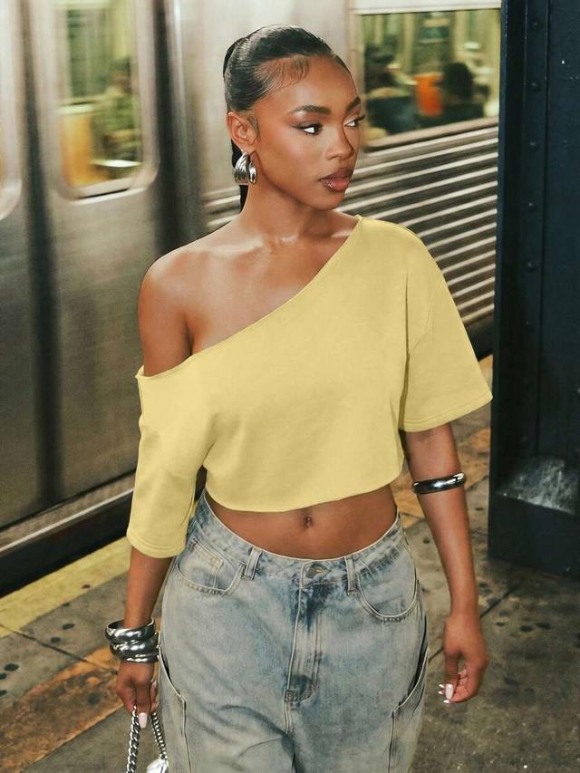 off shoulder raw edge yellow crop top