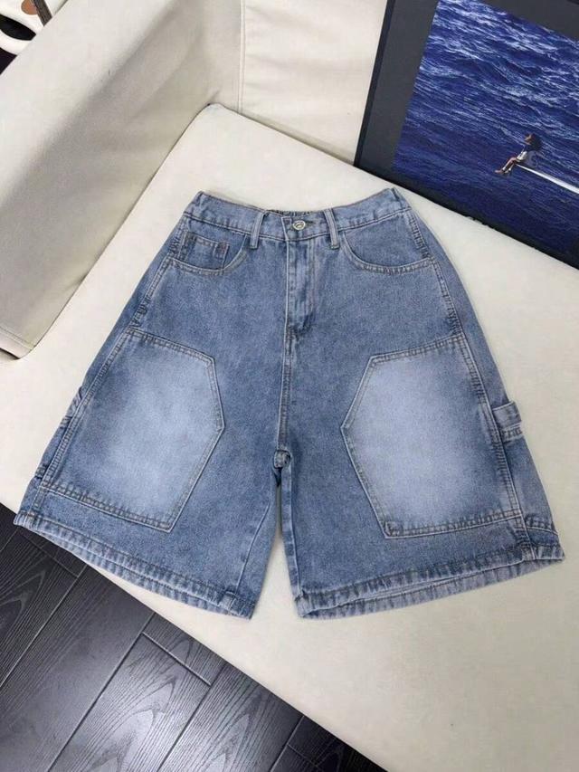 lightweight loose-fit straight-leg patchwork denim shorts