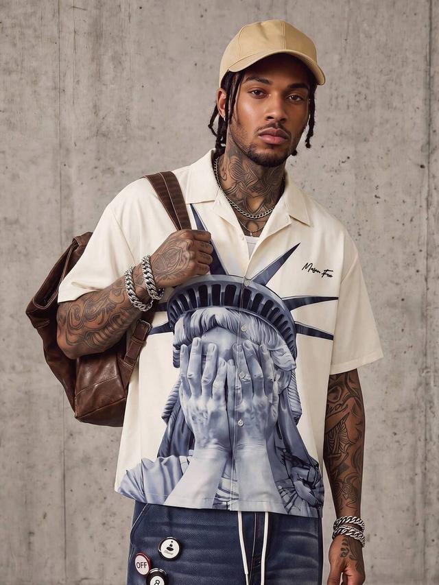 cream short sleeve shirt with liberty statue print