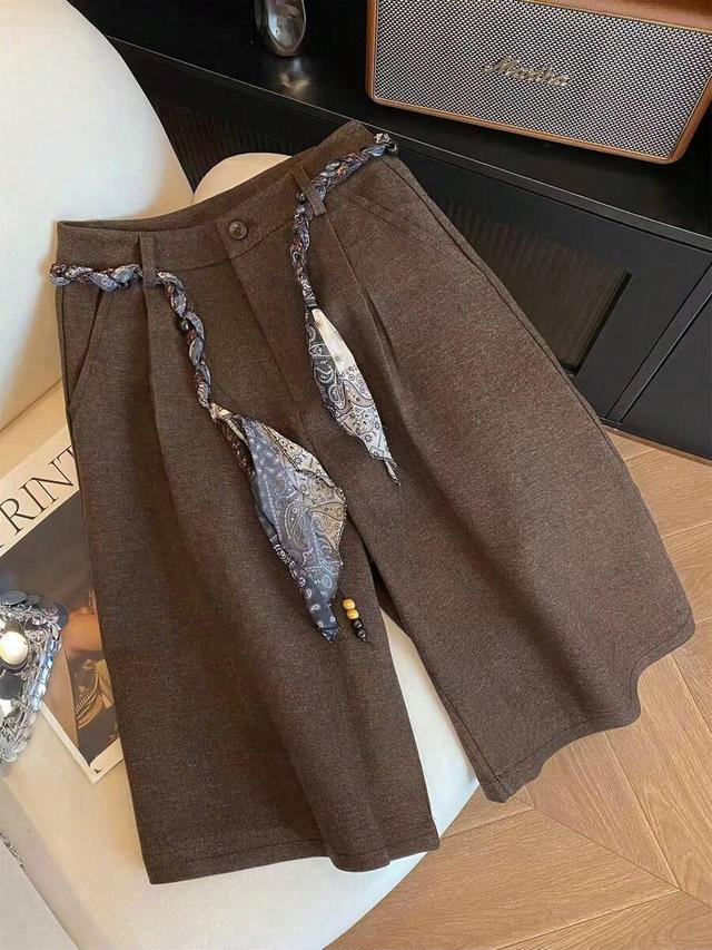 brown vintage casual loose shorts with paisley scarf belt