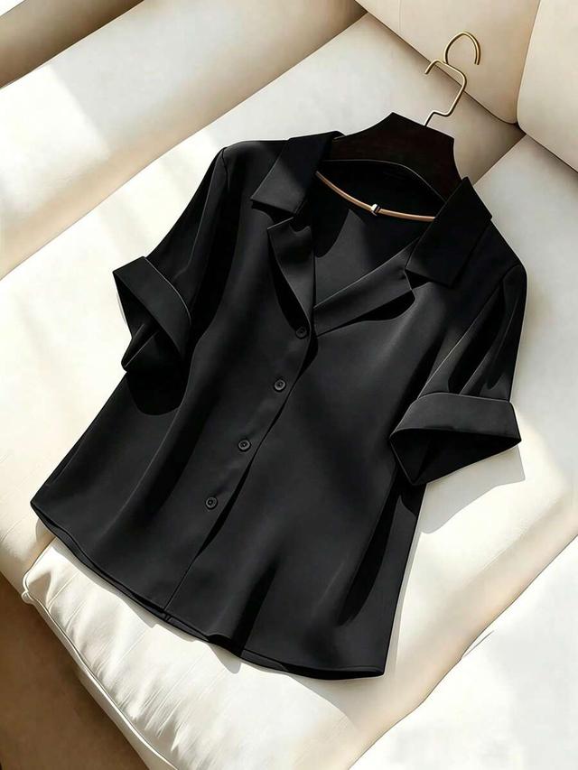 elegant black short sleeve lapel collar commuter shirt