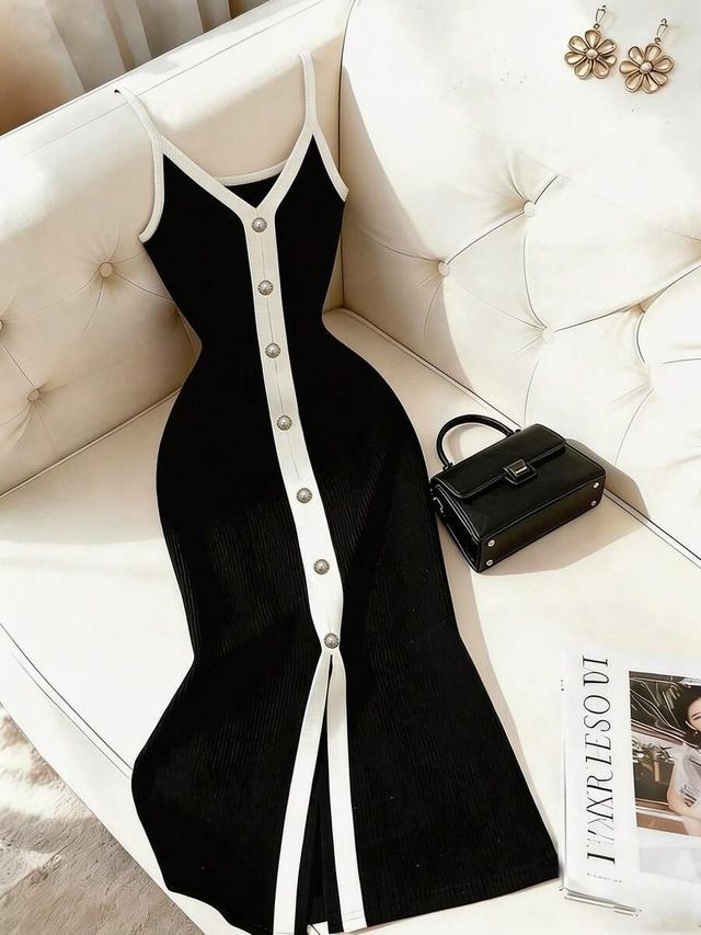 black and white v-neck color block slim-fit dress