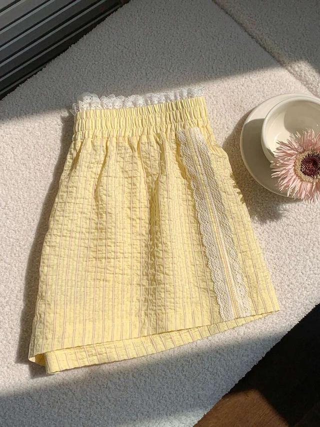 yellow striped cotton shorts with lace trim