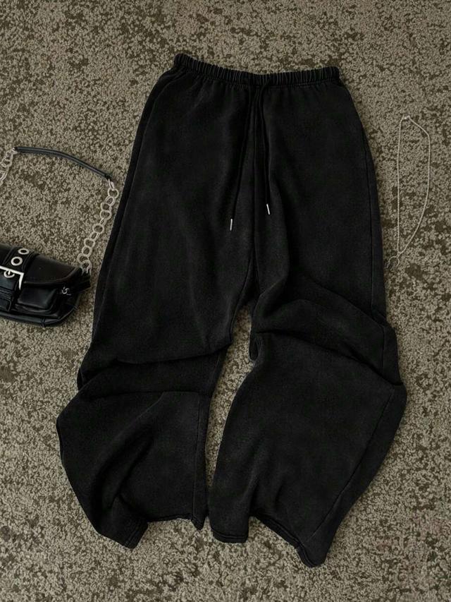 casual low-waist straight black sweatpants