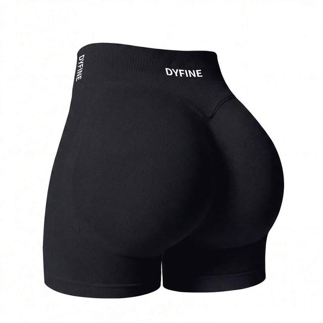 black seamless elastic butt lifting gym shorts