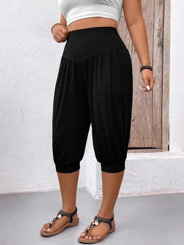 black casual yoga pants with elastic cuffs