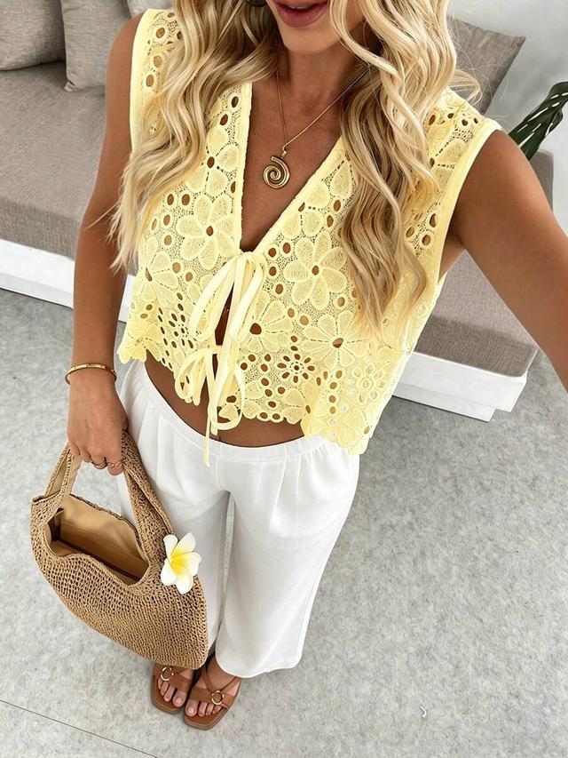 yellow floral hollow-out embroidered sleeveless tank top
