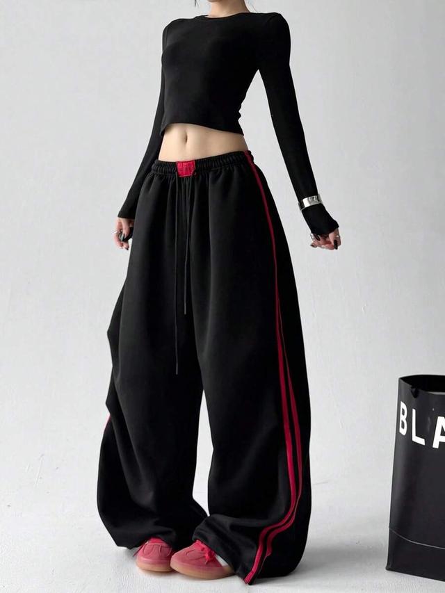 women's casual loose fit sweatpants with side stripe