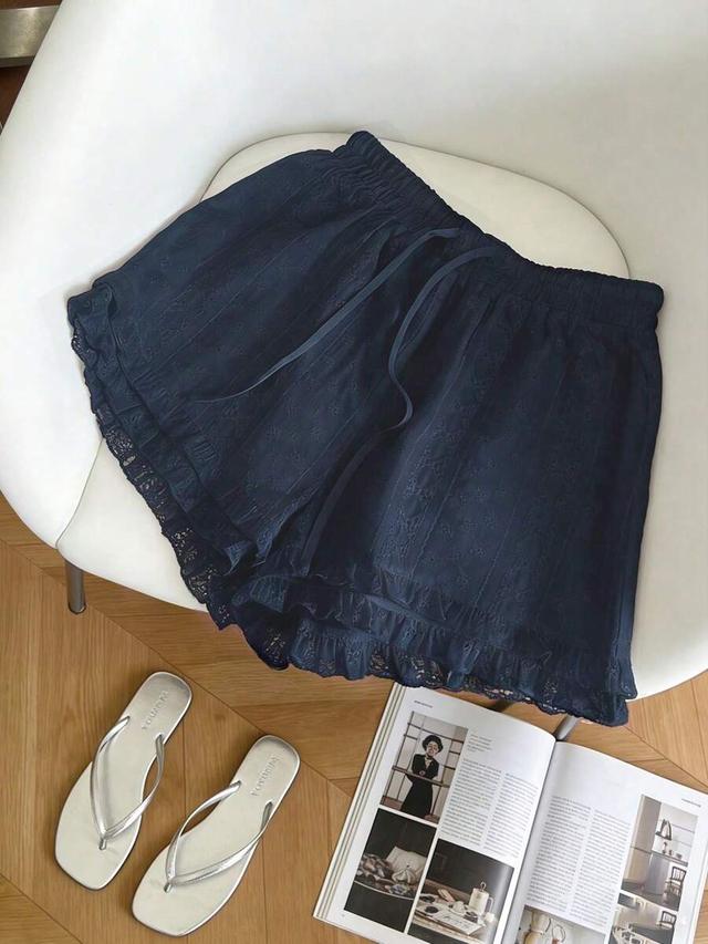 layered ruffled lace tie-up shorts in navy