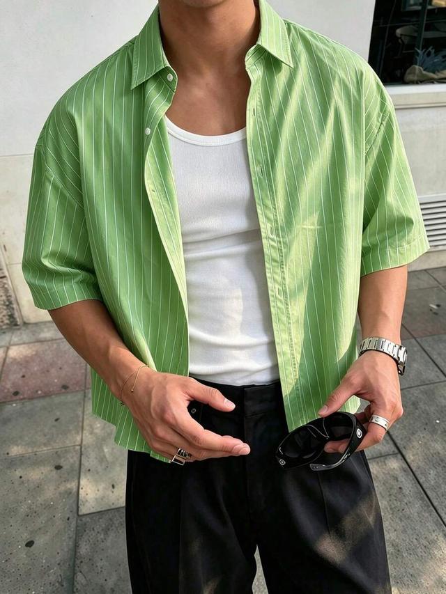 vintage vertical striped short sleeve button-up shirt