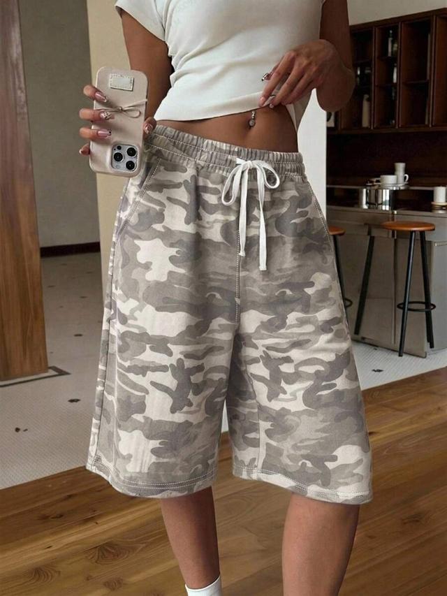 casual retro camouflage print wide leg bermuda shorts