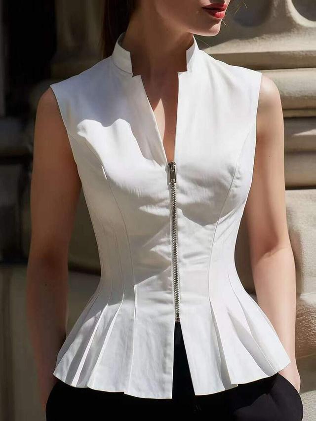 minimalist white solid color zipper pleated flared hem top