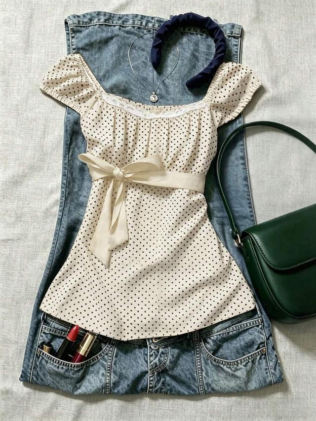 navy blue polka dot square neck puff sleeve blouse