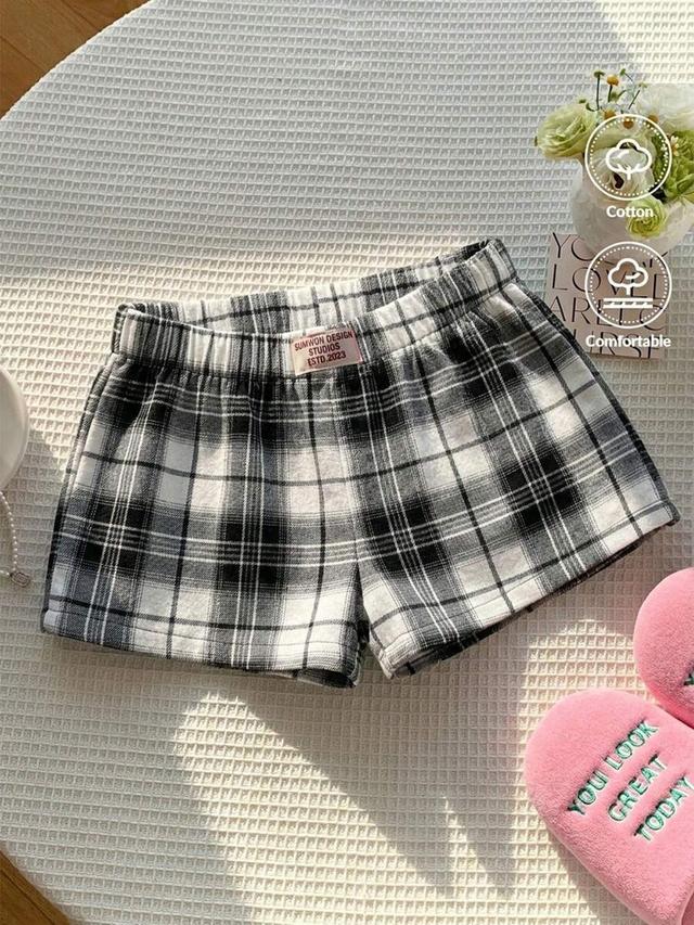 covetez women's plaid casual shorts, non-stretch, black & white