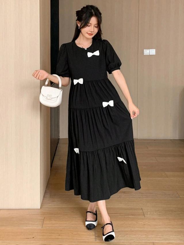 black round neck short sleeve tiered bowknot dress