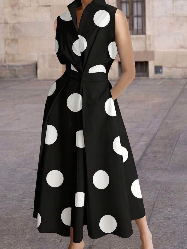 asymmetric polka-dot v-neck button-front maxi dress